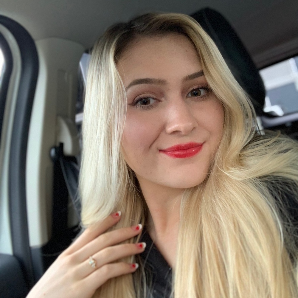 Meet your Posher, Alysda